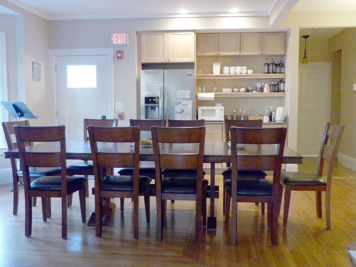 Davis Square Inn Somerville Esterno foto